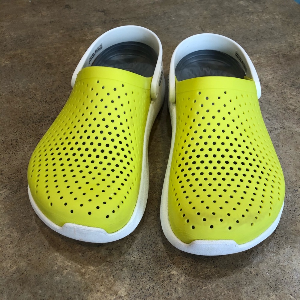 LITERIDE CROCS - TENNIS COLOR 🎾 GREAT CONDITION!